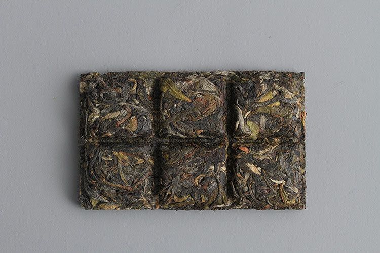 Yunnan Puerh Tea Iced Sweet Big Tree Puerh Raw Tea Brick Spring Tea 45g