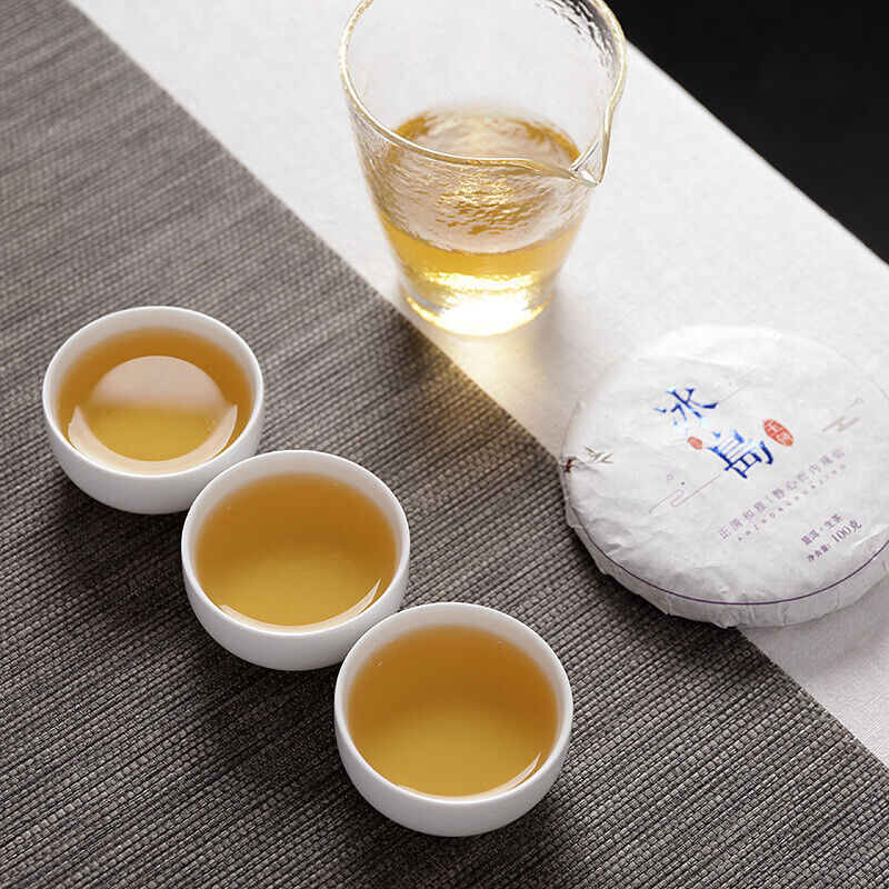 100g Small Iceland Puerh Raw Tea Large Old Tree Tea Cake Yunnan Puerh Tea Main image
