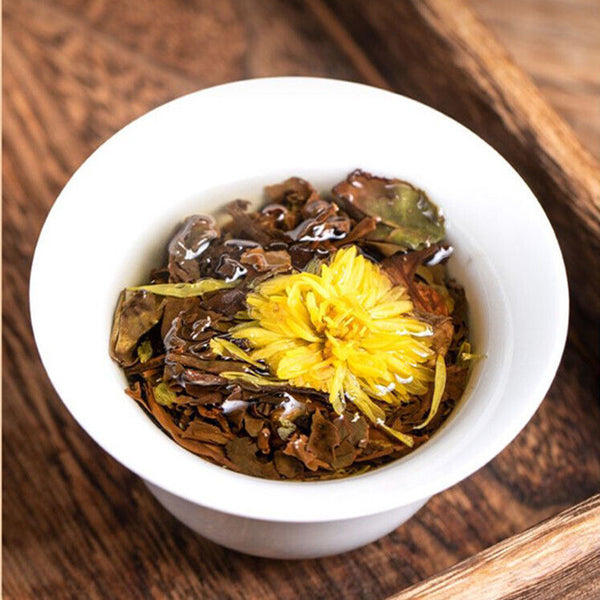 Chrysanthemum White Tea Cake Fuding White Tea Gongmei Golden Chrysanthemum Tea