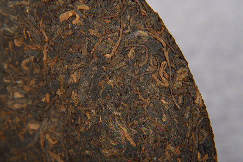 Yunnan Pu'er Ripe Tea Cake Pu'er Ripe Tea 357g Golden Bud Tea Cake