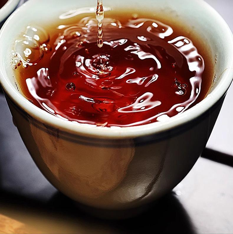 Authentic Chinese Pu'er Tea Organic Aging 250g High Quality Pu'er Black Tea