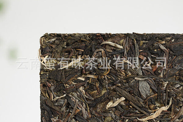 Yunnan Puerh Tea Iceland Ancient Tree Raw Brick 1000g Brick Tea Puerh Tea