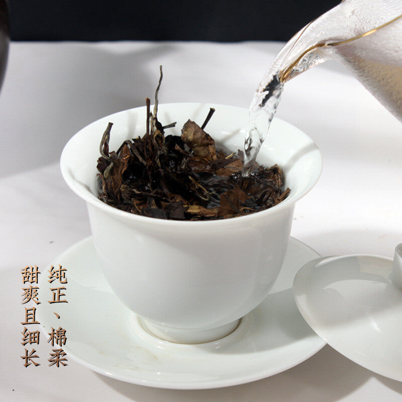 White Tea High Mountain Sun Date Fragrance Old Shoumei Tea Brick 250g/8.8oz