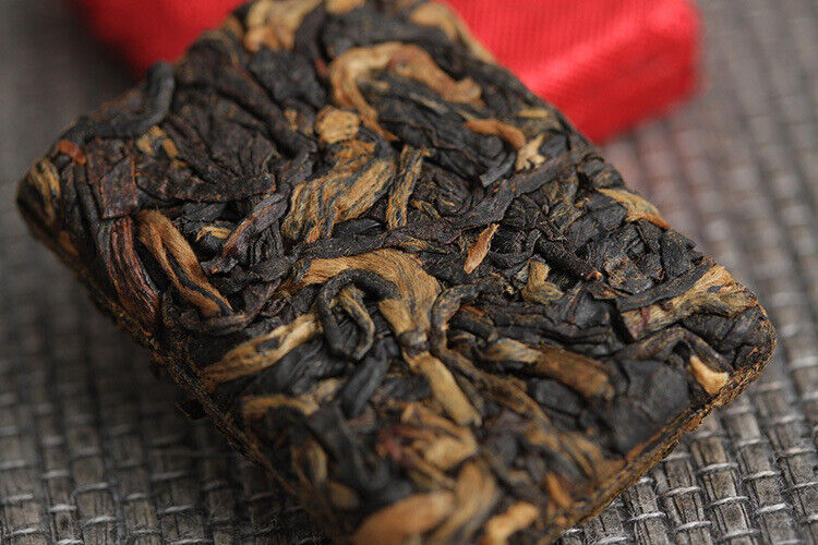 500g Yunnan Fengqing Kung Fu Black Tea Dian Hong Xiao Tuocha Golden Square Brick