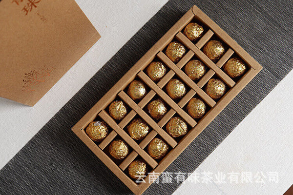 Yunnan Pu'er Tea 18 Old Banzhang Ancient Tree Gold Leaf Raw Tea Dragon Pearl