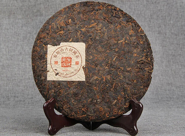 Menghai Pu'er Brown Mountain Palace Pu'er Cooked Old Tree Tea Cake 357g