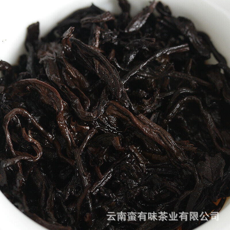 Yunnan Pu'er Tea Big Tree Old Tree Tea 100g Brown Ripe Cake (Chong)
