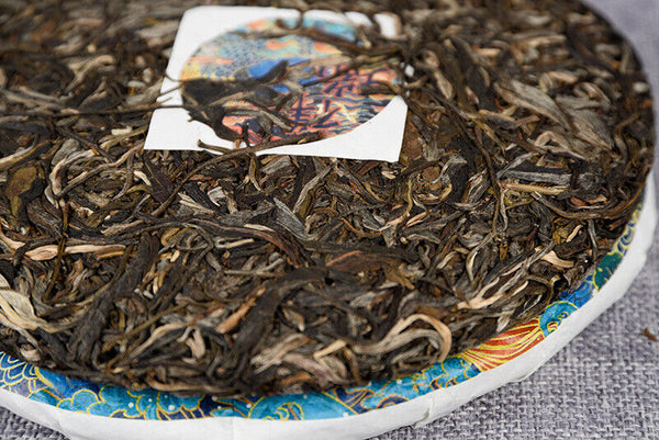 High Quality 357g Pu-erh Raw Tea Cake Healthy Drink
