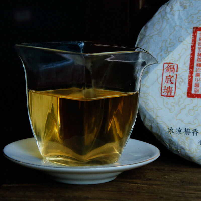 Plum turnip potted pond ancient tree raw tea cake cold plum aroma and deep charm