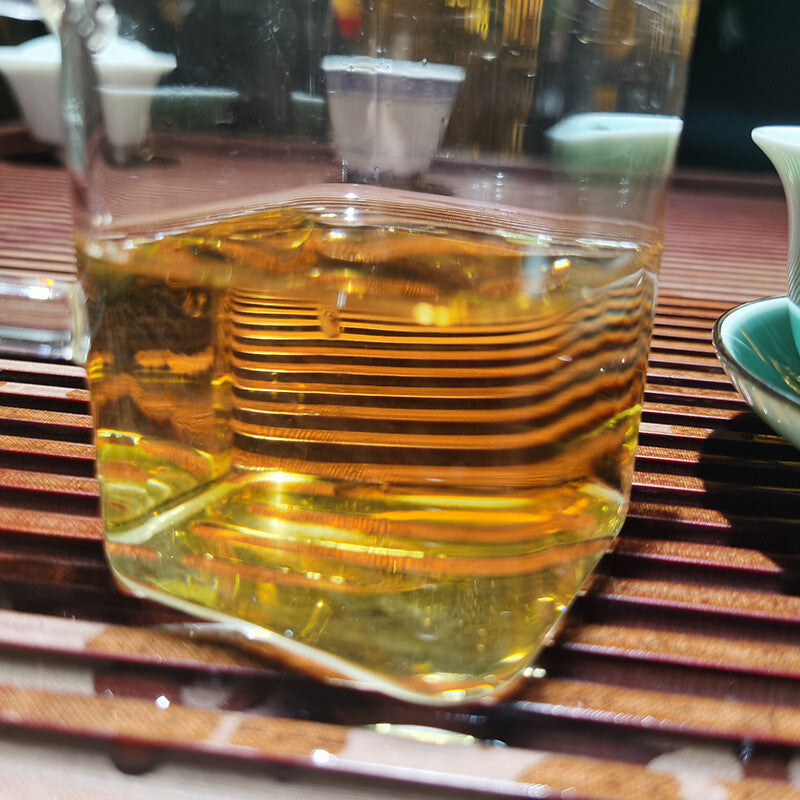 357g Hand Made Graphite Pressed Old White Tea Tea Cake  Organic Yunnan White Tea