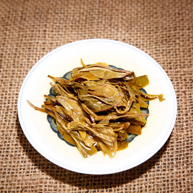 Yunnan Pu'er Tea Cake Tea Raw Tea Cake Small Cake Yiwushan Pu'er Tea 100g