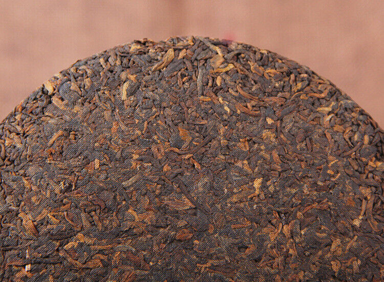200g Palace Gold Cake (Ripe) Yunnan Menghai Pu'er Round Tea Early Spring Jiao Mu