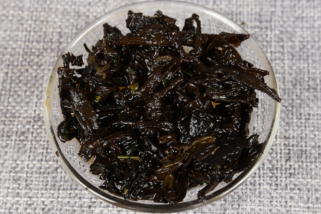 Yunnan Puerh Tea Strong Fragrant Small Jade Cake Glutinous Fragrant Ripe Tuo Tea