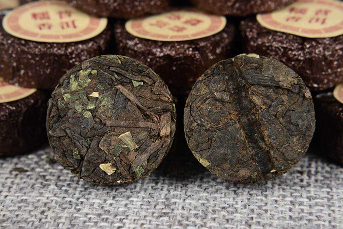Yunnan Puerh Tea Strong Fragrant Small Jade Cake Glutinous Fragrant Ripe Tuo Tea