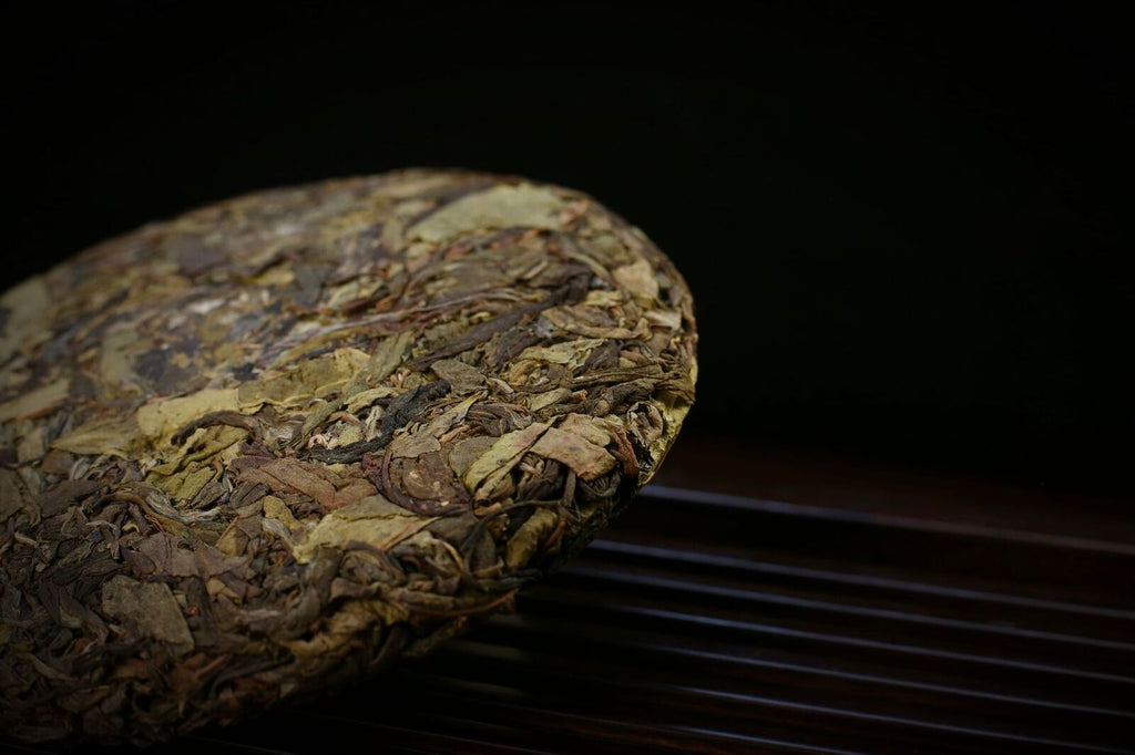 Lao Banzhang Golden Leaf Yellow Tablet Tea Yunnan Pu'er Tea Raw Tea 357g/12.59oz