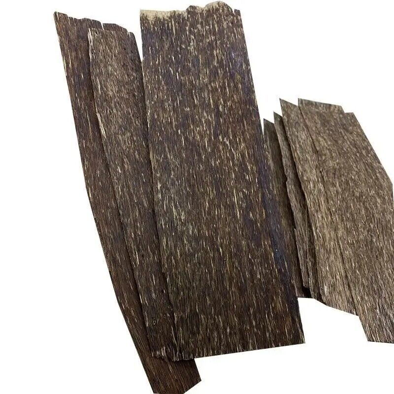 4A - Thickness 0.8mm - Big pieces 10G Flat Oud 4A Viet Nam Flat Agarwood Main image