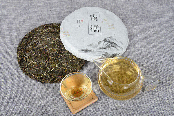 Yunnan Pu'er Raw Tea 357g Nannuo Raw Tea Cake Pu'er Raw Tea Cake 357g南糯生饼 普洱生茶饼