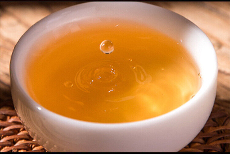 Menghai Banzhang Pu'er Raw Tea Cake 357g Yunnan Raw Tea Banzhang Raw Pu'er