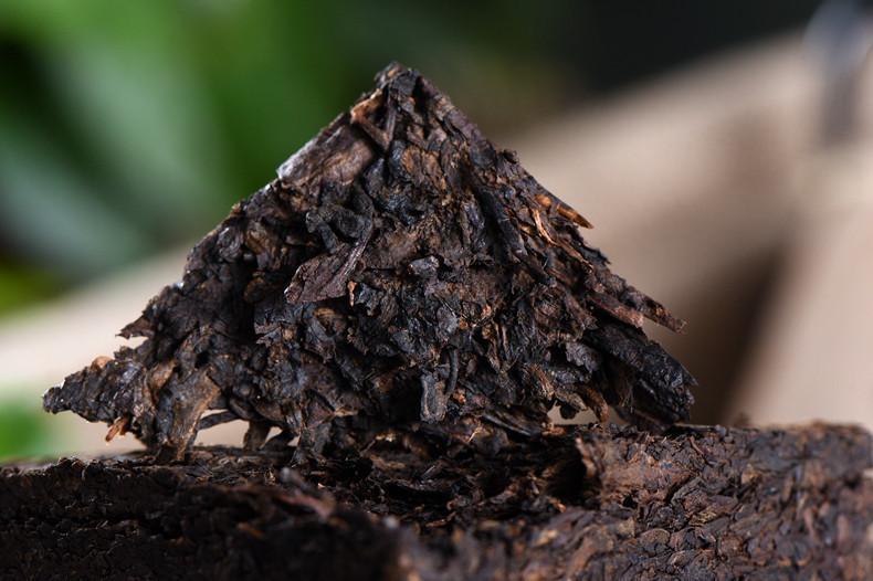 250g Old Pu-erh Tea Cooked Puer Tea Brick Brown Fragrant Brick Menghai Puerh Tea
