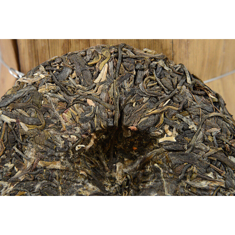 Yunnan Pu'er Tea Icelandic Ancient Tree Cake 100g*3 Early Spring Green Tea