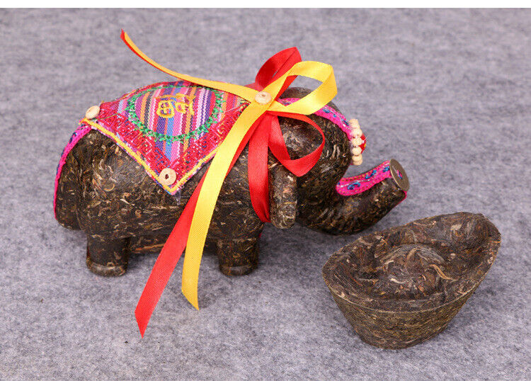 Ruyi auspicious craft tea three-dimensional tea carving small elephant ornaments