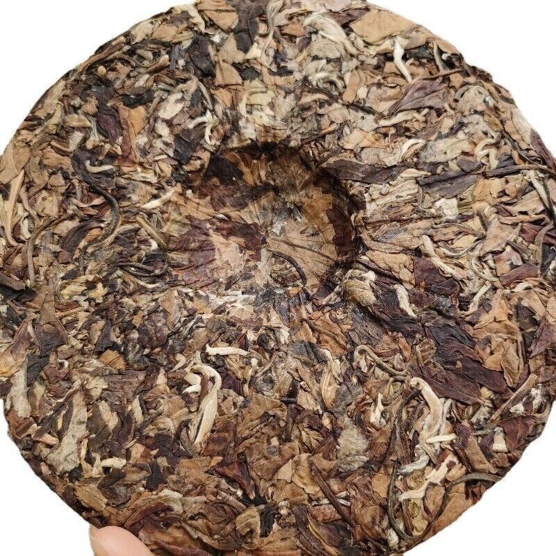 Yunnan White Tea Handmade Graphite Pressed White Tea Cake Organic 357g/12.59oz Main image