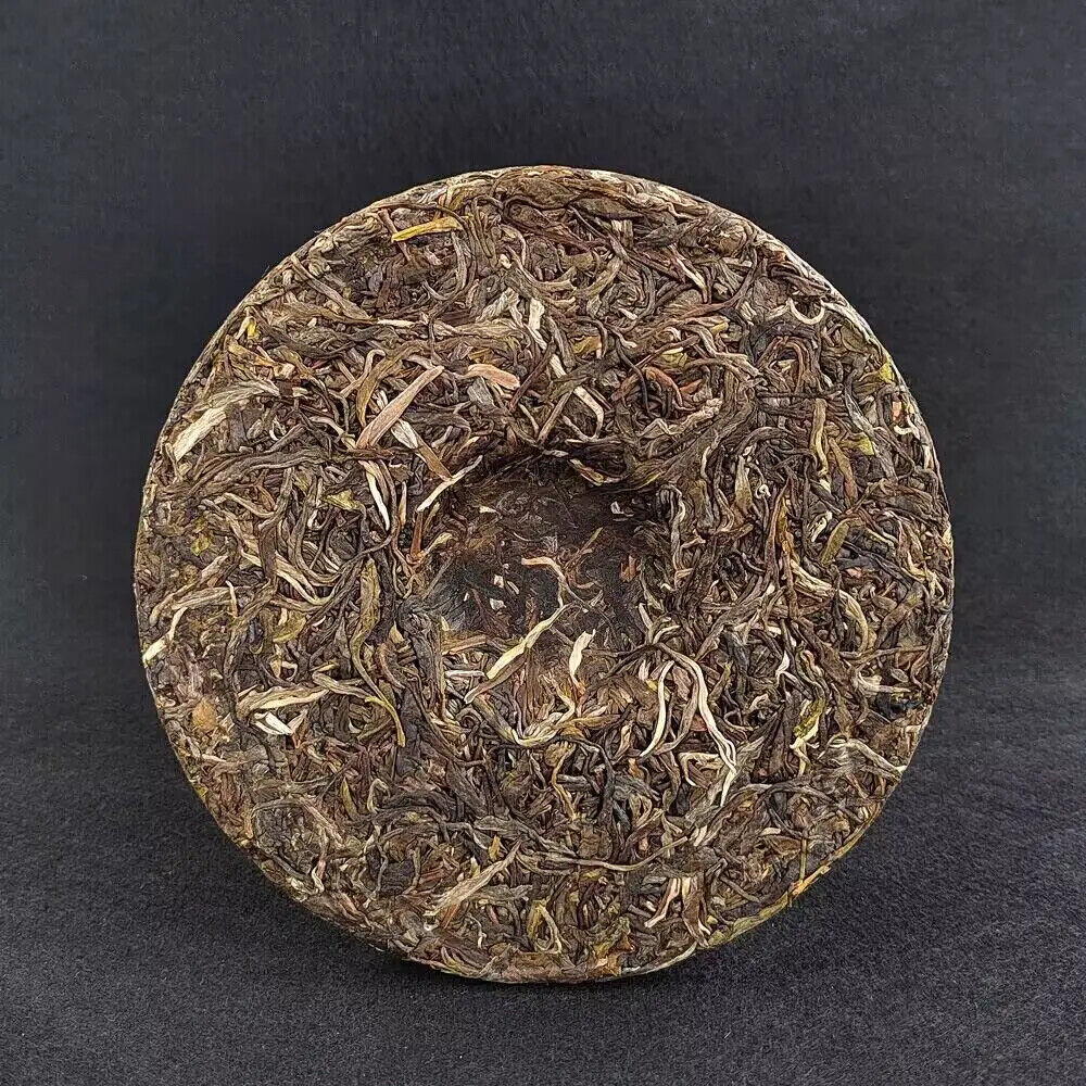 Yunnan Yiwu Peacock Puerh Cake 357g Sheng Puer Tea Compressed Raw Puer Tea Cake