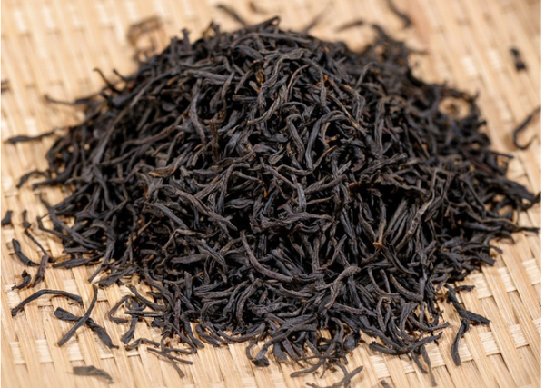 Wuyi Organic Black Red Tea Warm Stomach Tea 250g Premium Lapsang Souchong Tea