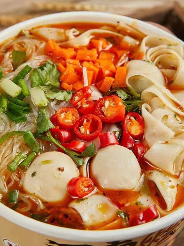 Henan Braised Noodle Instant Meal 162g – Egg, Lamb & Beef Flavor, Quick Meal