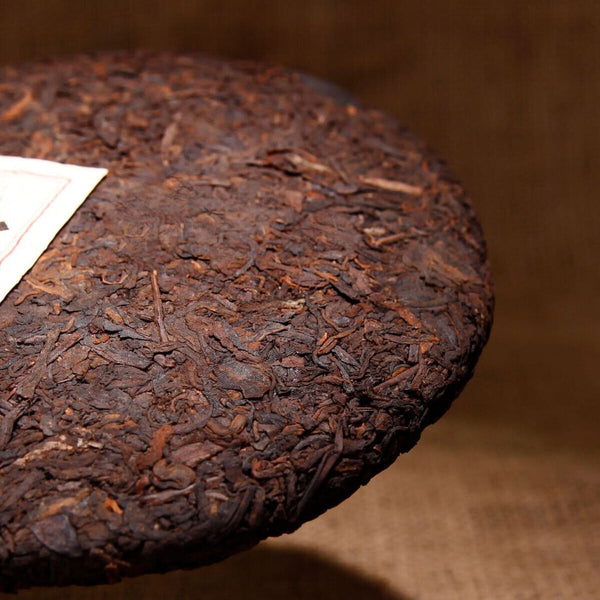 Puerh tea Cooked Tea China Yunnan   Mountain Big Tree Health Care Black Tea 357g