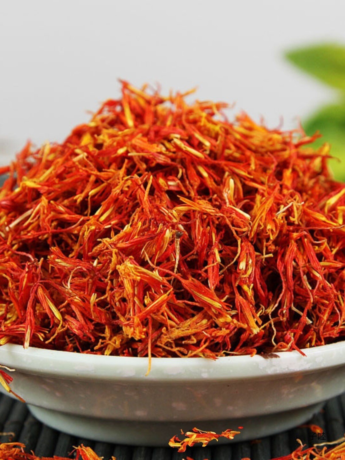 Xinjiang safflower 500g sulfur free mugwort leaves soaked in foot motherwort Main image