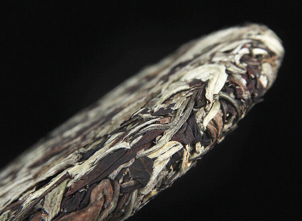 Moonlight Beauty Silver Bud White Tea Pu-erh 357g Raw Tea Cake