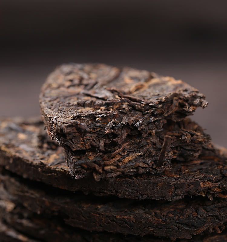Yunnan Pu'er Golden Leaf Menghai Ripe Tea 500g Ripe Tea Golden Leaf