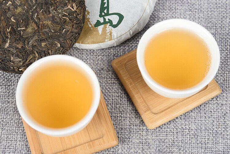 Yunnan Pu'er Tea Early Spring Raw Tea 100g Cake Tea Icelandic Raw Cake Tea