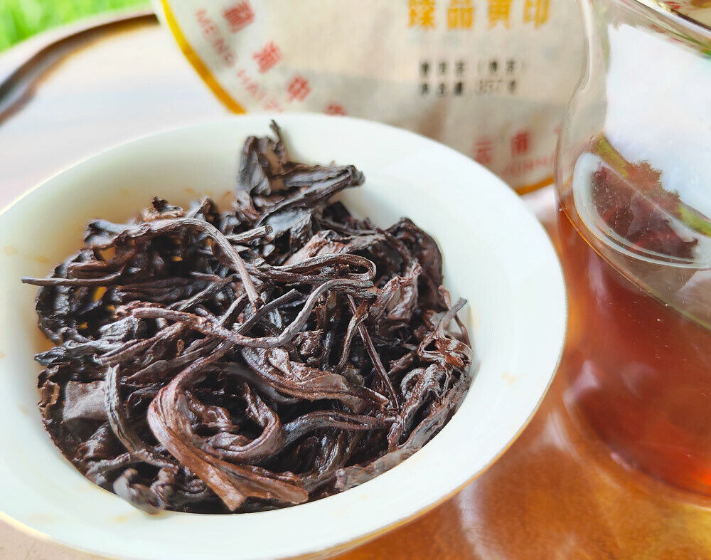 357g Yiwu Pu'er Ripe Tea Yunnan Seven Cakes Pu'er Tea HongJinYin Ripe Pu'er Tea
