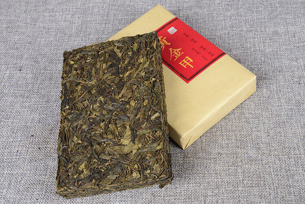 Yunnan Puerh Tea Iceland Gold Leaf Raw Tea 500g Puerh Raw Tea Brick