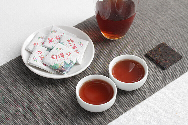 500G Yunnan Pu'er Tea Menghai Flavor Small Square Brick 8g Ripe Tea