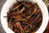 New Raw Tea Yunnan Pu'er Tea Moonlight White Cake Pure Handmade Trees 357g