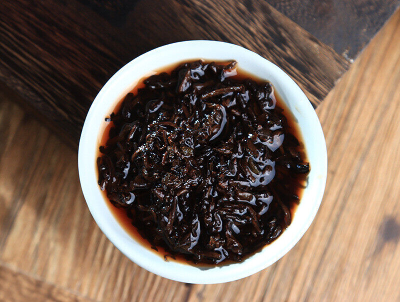 Yunnan Pu'er Tea Leaves Yiwu Golden Bud 357g Ripe Tea Cake