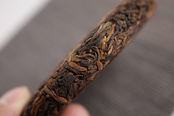 100g Yunnan Raw Material Puerh Cake Tea Golden Bud Small Cake Palace Ripe Tea