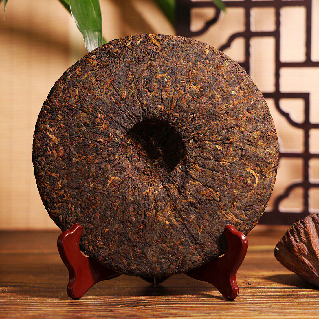 Palace Golden Sprout Pu'er Ripe Tea Pu'er Tea Seven Seed Cake Tea Chenxiang 357g