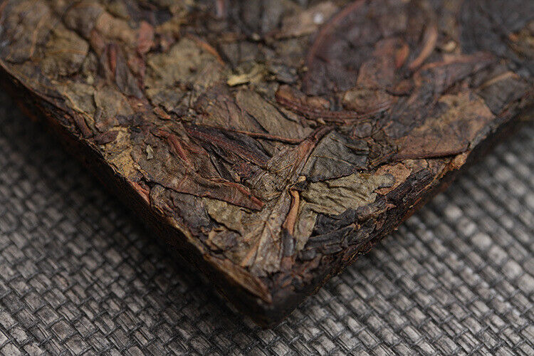 Yunnan Pu'er Tea 50g*2 Old Banzhang Golden Leaf Raw Brick Tea Aged Pu'er Tea