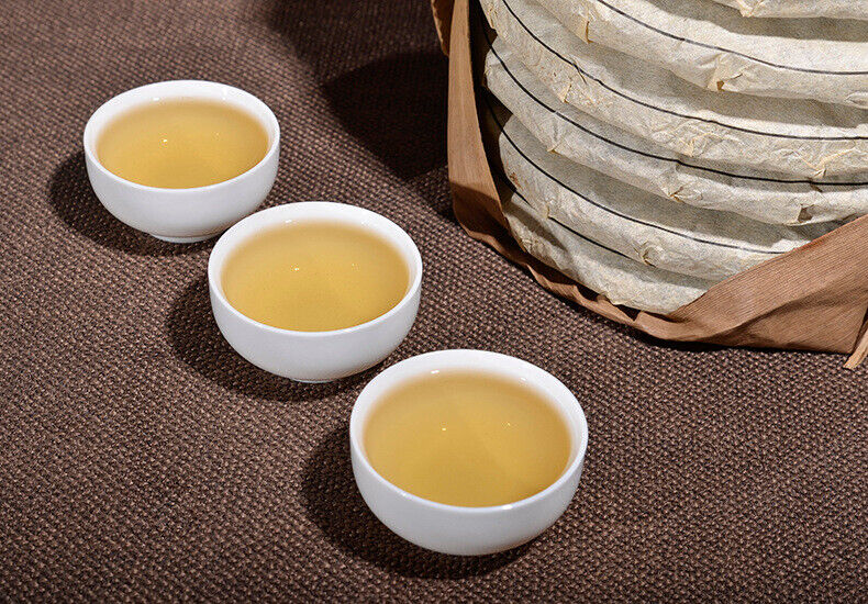 Yunnan Pu'er Tea Raw Tea Cake 357g Ancient Tree Tea Raw Tea Healthy Drink