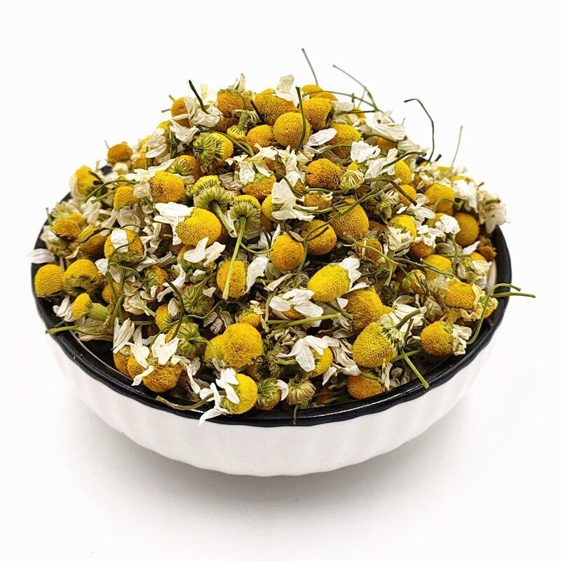 Chamomile new chamomile dried flowers chamomile petals froth flowers crushed