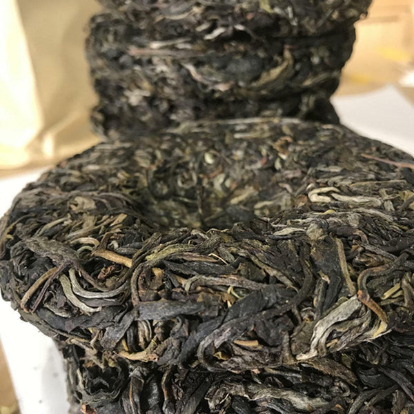 Premium Icelandic Puer Tea Cake 100g Yunnan Organic Certified Raw Pu-Erh Tea