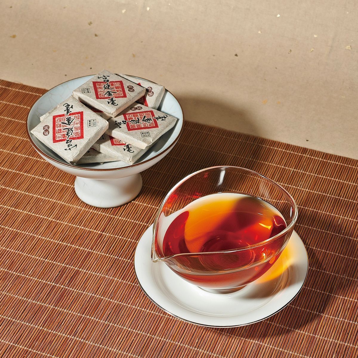 Old Banzhang Brown Mountain Palace Jinhao Ripe Tea Small Square Yunnan Pu'er Tea Main image