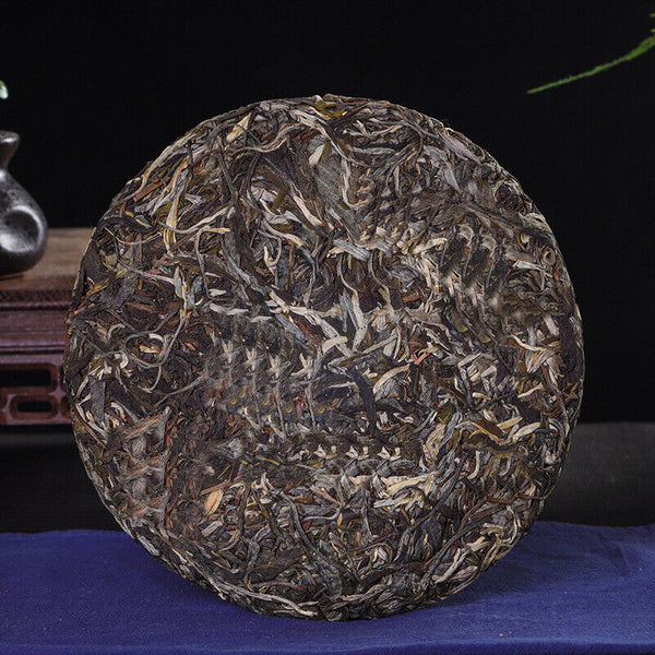 Raw Pu-erh Tea Menghai Main Region Bulang Mountain Natural Healthy Yunnan Tea