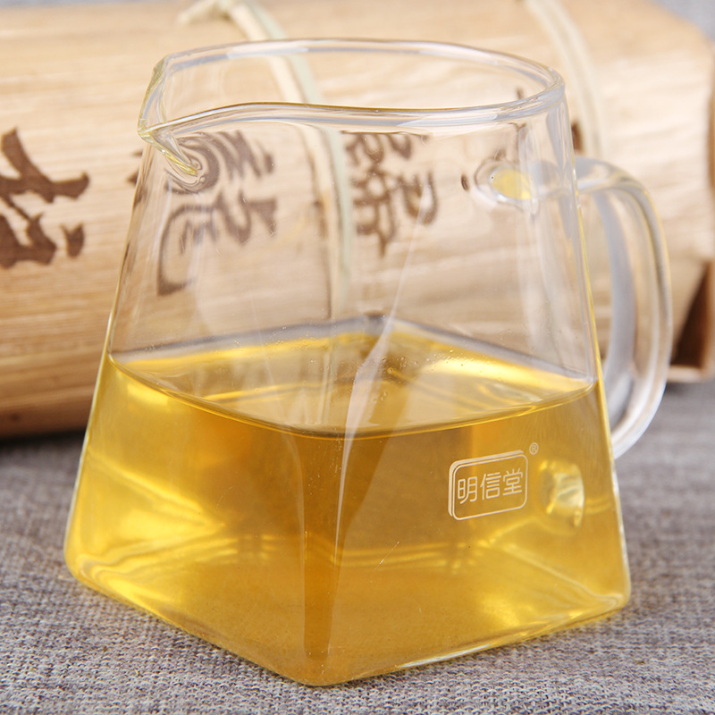 Yunnan Xiao Longzhu Pu'er Tea Tea Column 1000g Spring Tea Xigui Longzhu