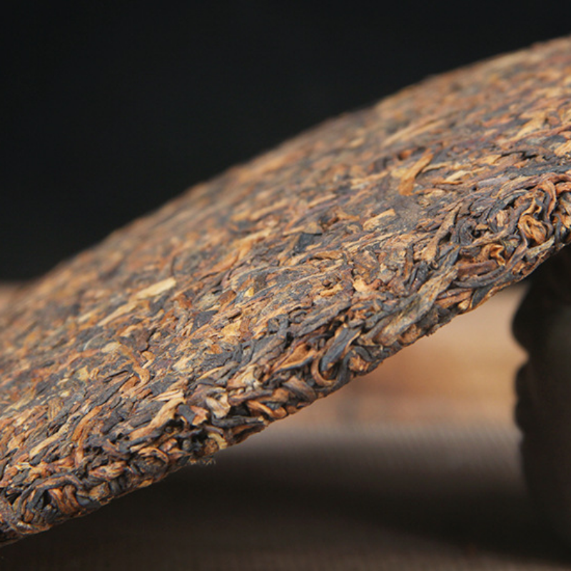 Yunnan Ripe Puerh Tea Xishuangbanna Spring Royal Tribute Gold Cake 357g/12.59oz