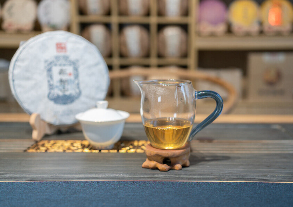 357g Yunnan Pu'er Tea Raw Tea Bulang Mountain Ancient Tree Tea Cake